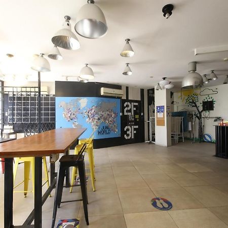 Oyo 866 Junction Hostels 마닐라 외부 사진